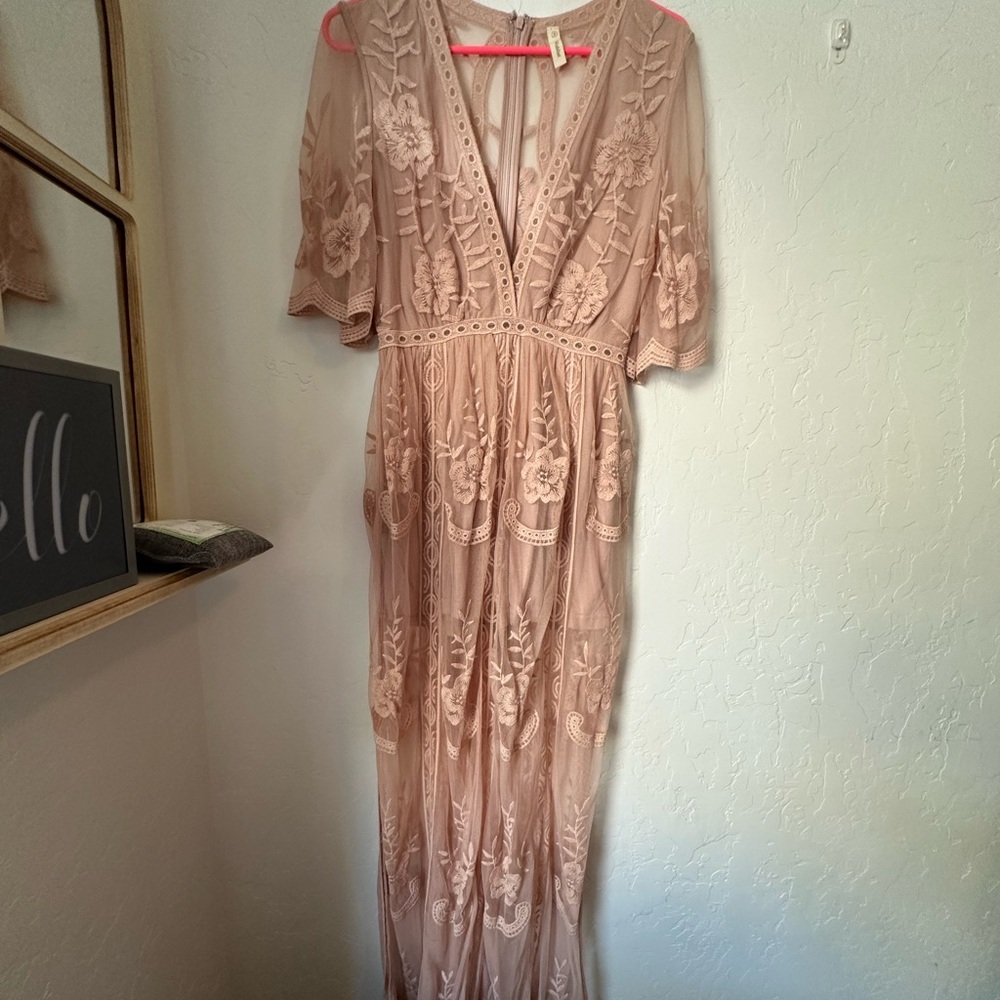 WISHLIST lace dress long beautiful size small never worn